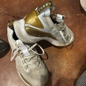 Steph curry mens basketball shoes